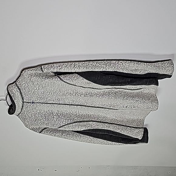 KUHL XL wool silver and gray zip up jacket - Picture 5 of 8